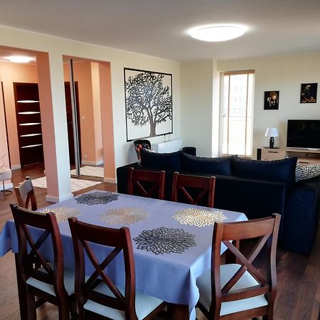 Apartament 80M2 Z 70M2 Tarasem -W Pelni Wyposazony - Wyjatkowe Centrum Miasta Włocławek المظهر الخارجي الصورة